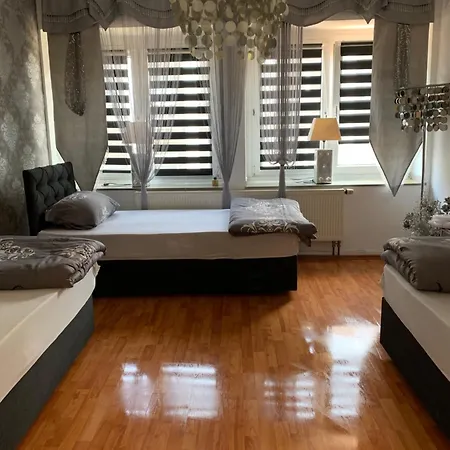 Casa de hóspedes Mara 3*